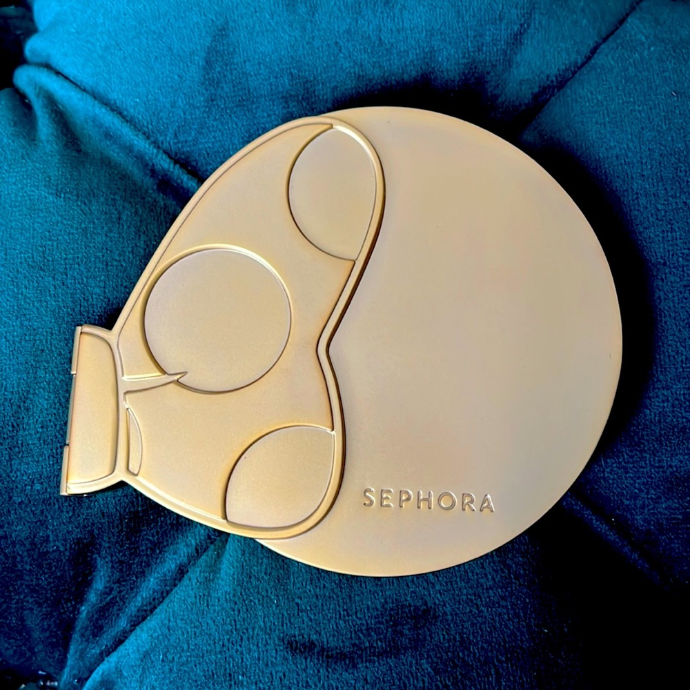 Sephora Minnie Mouse Compact Mirror w/ Pouch. Disney Collection.